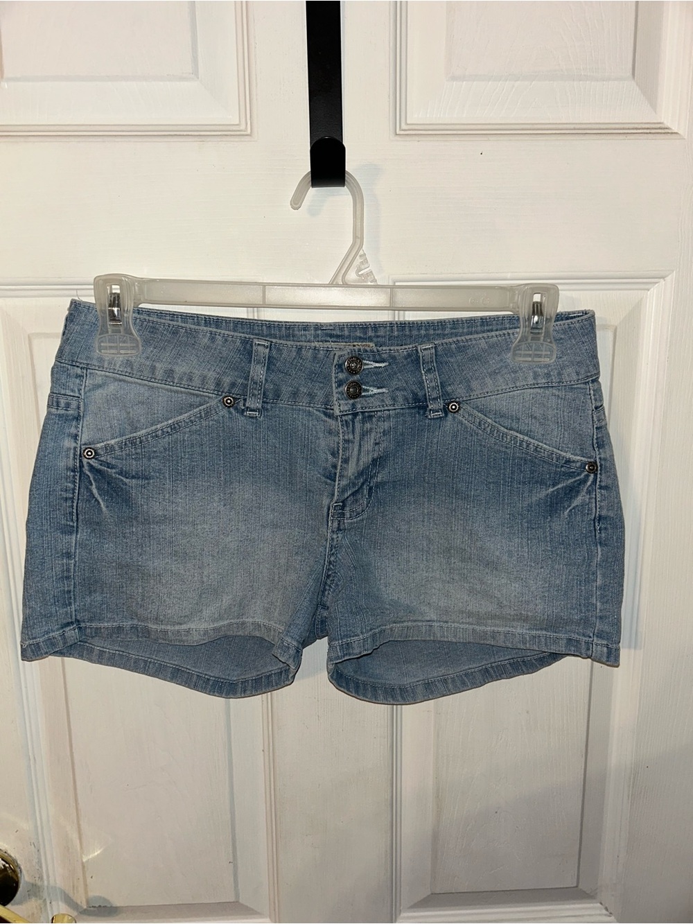 Y2K YMI Light Wash Denim Shorts size 9